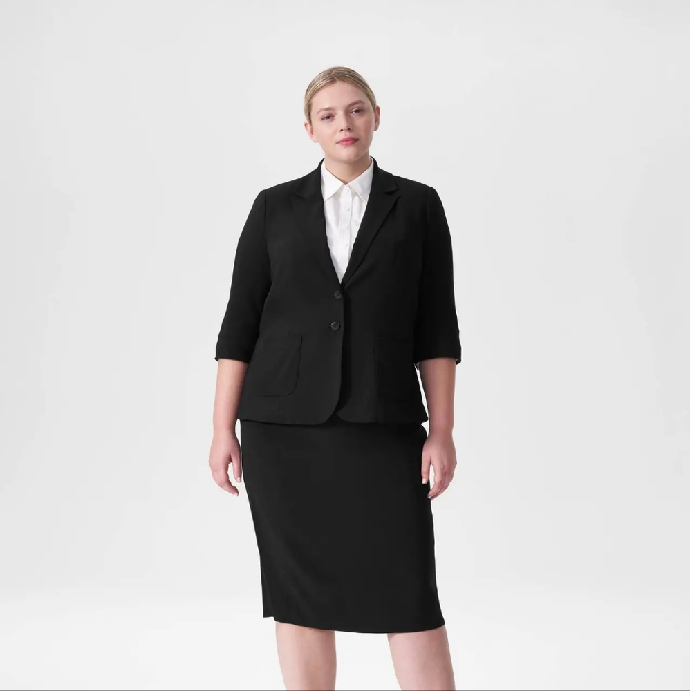 Universal Standard Meg Short Sleeve Blazer